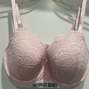 Victoria's Secret Light Pink Lace Bra